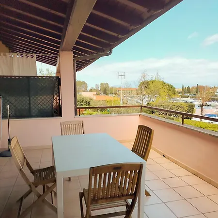 Memy's House Bilocale Con Terrazza * Сирмионе